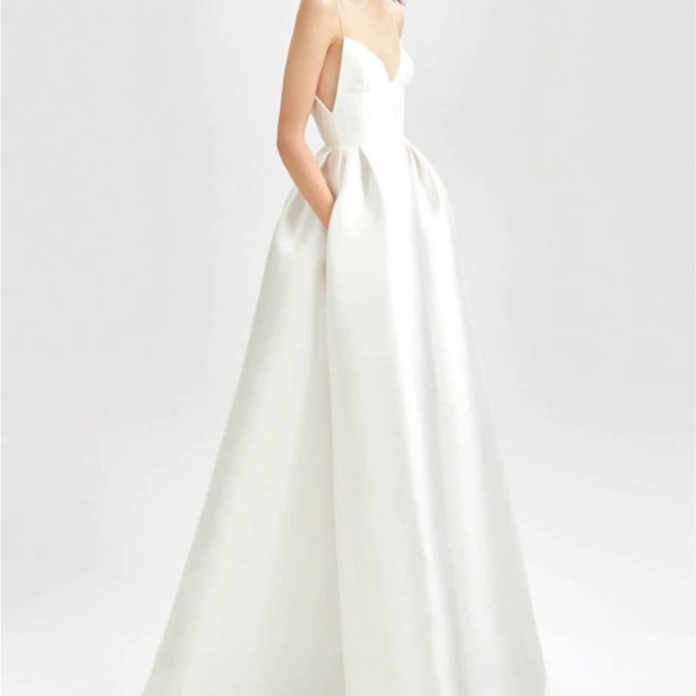 Alex Perry White Wedding Dress